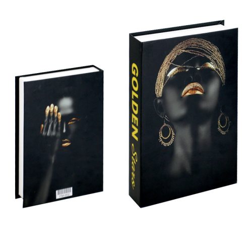 Deux livres aux couvertures noires, présentant chacun un portrait stylisé d'une femme à la peau foncée, aux lèvres dorées et aux ornements dorés. Idéal pour tout passionné de lecture ou comme accessoire de lecture élégant sur votre étagère Bibliothéque.