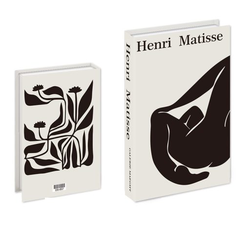Deux livres sont posés debout sur une étagère dont les couvertures blanches sont ornées d'un tableau abstrait noir d'Henri Matisse. Le plus grand livre représente un personnage allongé, le plus petit, des fleurs stylisées. Les deux couvertures présentent un design minimal et moderne - un accessoire de lecture parfait.