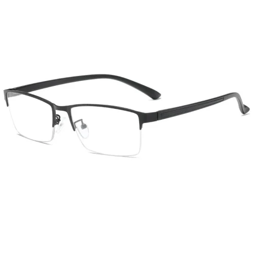Cette paire de lunettes rectangulaires, idéale pour les passionnés de lecture, se caractérise par des branches noires sur la partie supérieure et des branches sans branches sur la partie inférieure. Avec des plaquettes de nez, des branches droites texturées et des verres transparents, cet Accessoire de lecture est posé de biais sur un fond blanc.
